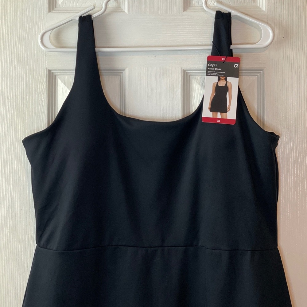 GapFit Active Dress Women XL Black NEW Shelf Bra Inner Shorts Pickleball Sporty - Picture 2 of 15
